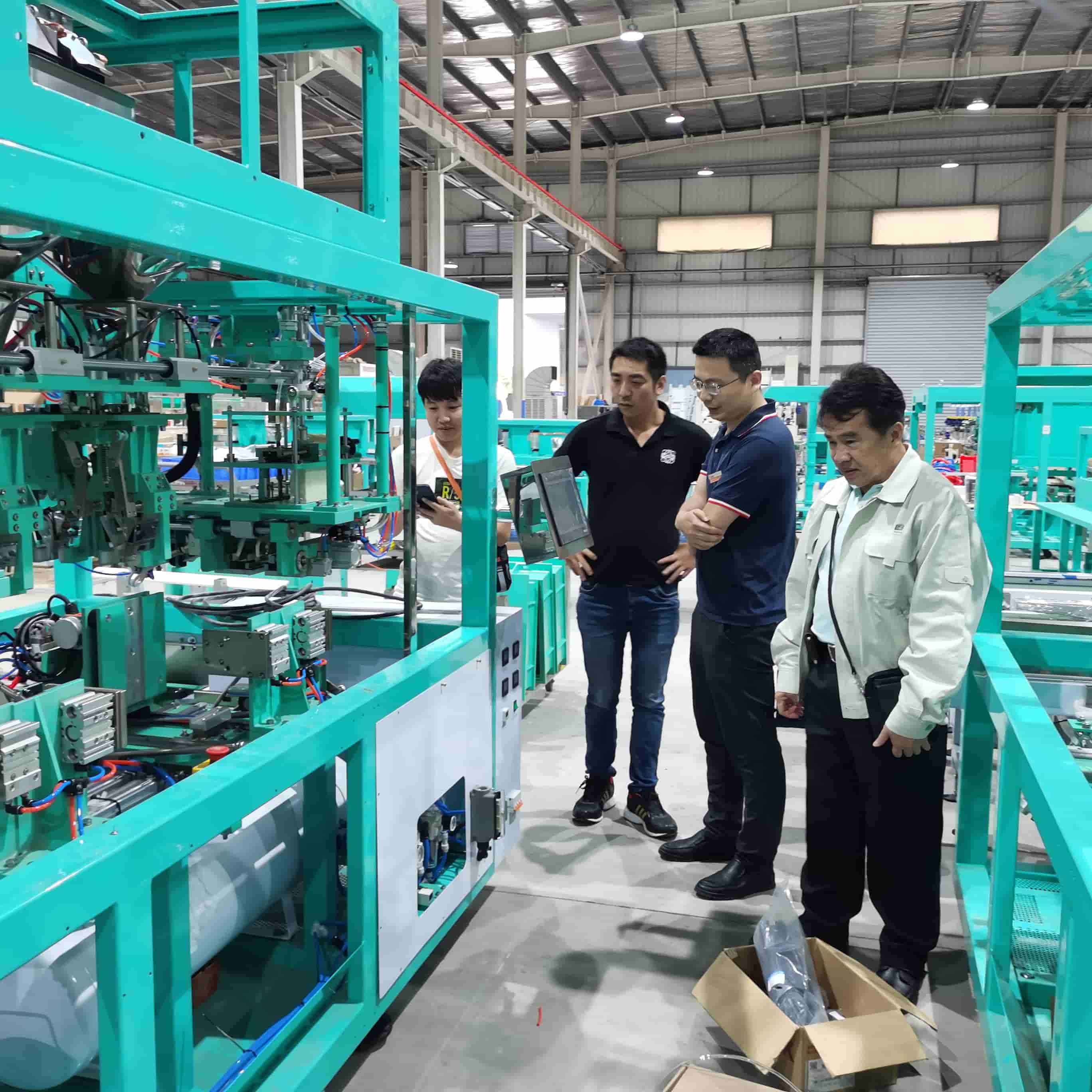 Thai Delegation Visits Zhangzhou Jialong Technology, Exploring Purchase of LZB Series Machinery​