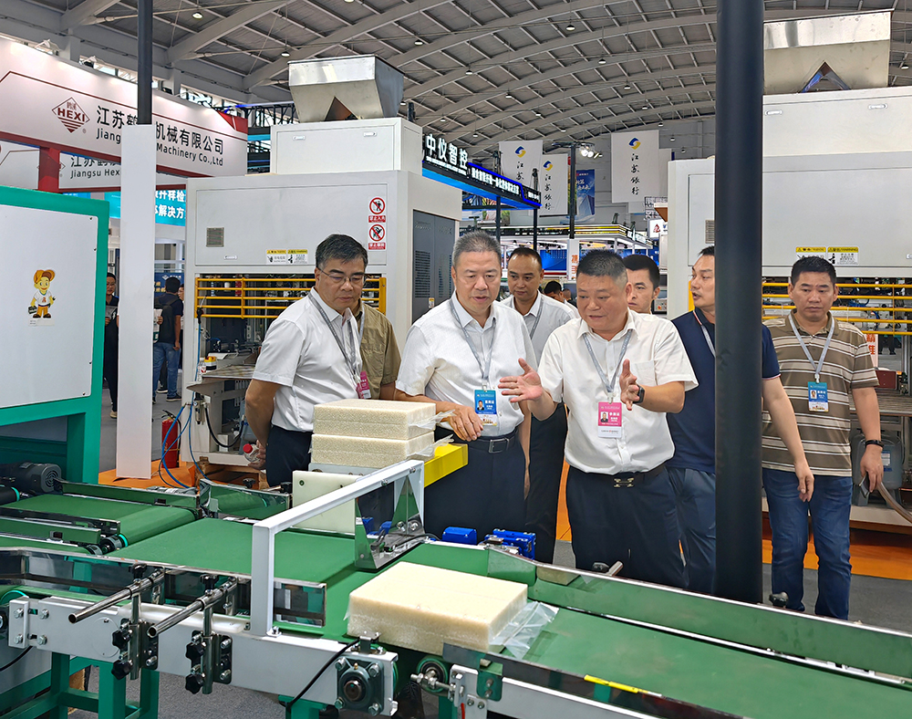  granule bagging equipment
