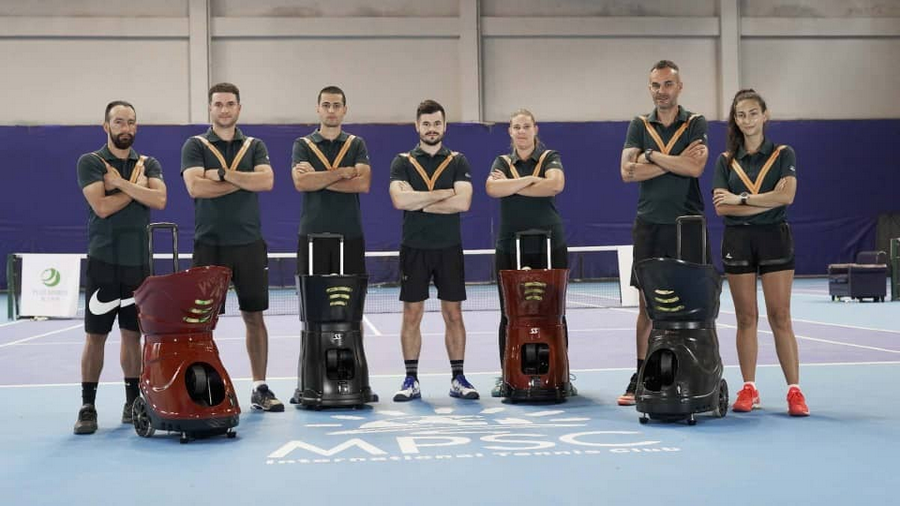 máquina robot de tenis