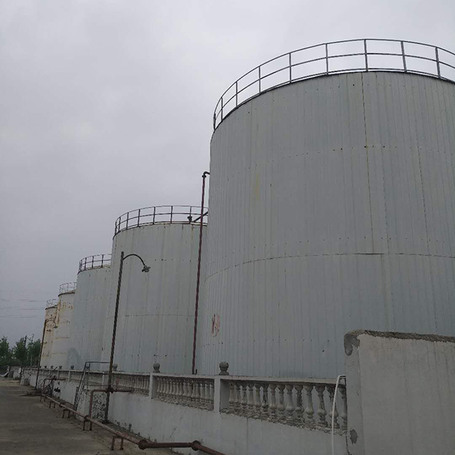 Голям резервоар за съхранение на индустриално масло от въглеродна стомана 1000m3-10000m3, произведен в Китай