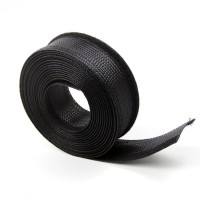 Koukku ja silmukka punottu käärehiha