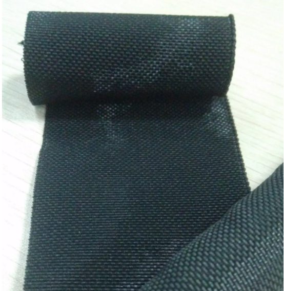 self closing cable sleeve
