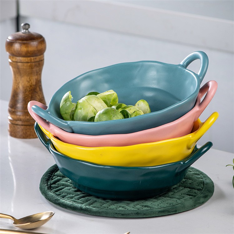 Round Shape Ceramic Soup Bowl with Handle