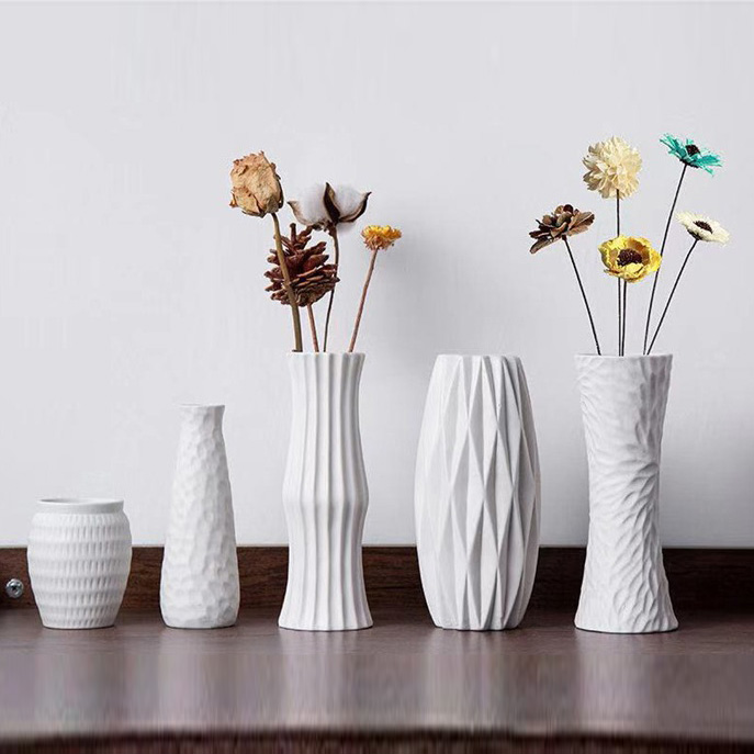 White Nortic Style Ornament Ceramic Vase