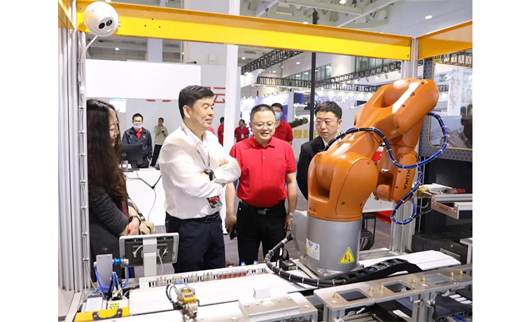 Shanddong Dolang Technology equipment co., Ltd participó en la primera Exposición Internacional de Educación Profesional de China