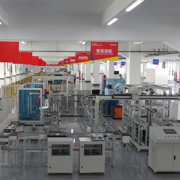 O Centro de Equipamentos de Treinamento de Robôs Industriais Dolang foi editado como a Fábrica Inteligente da província