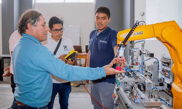 Industrial Robot Training Series