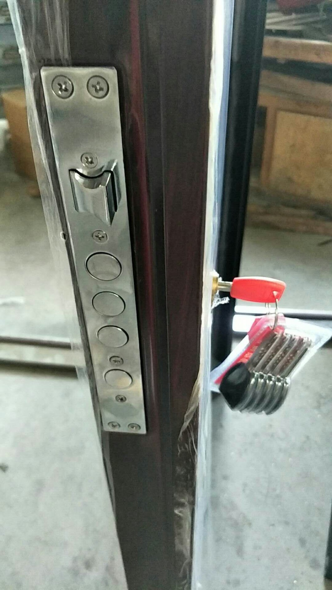 Китай Kuchuan горячие продажи безопасности стальные двери входной двери, производитель