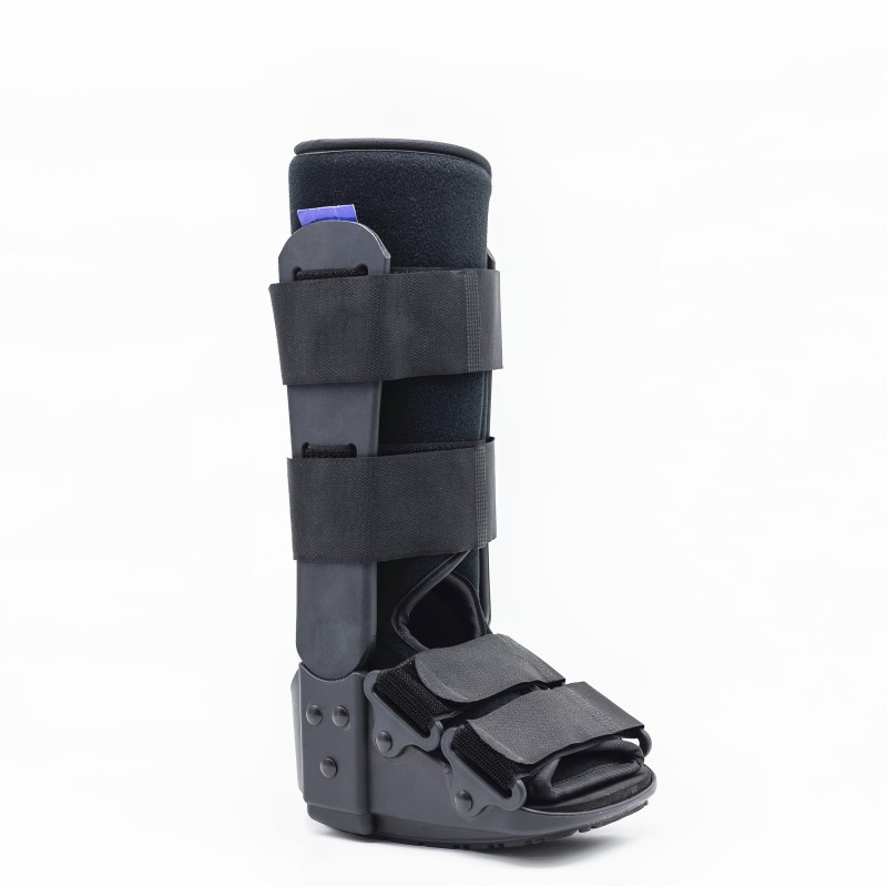 12''''''' Poly Fixed Teenager Walker Fracture Boot