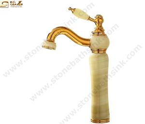 Grand robinet d'eau en onyx vert