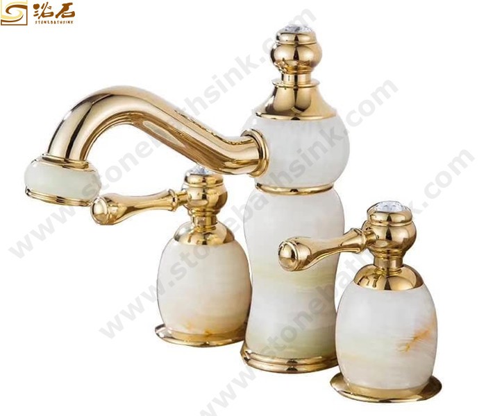 Set di rubinetti per acqua in onice bianco