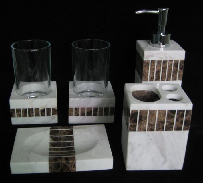 наборы аксессуаров для ванной из мрамора