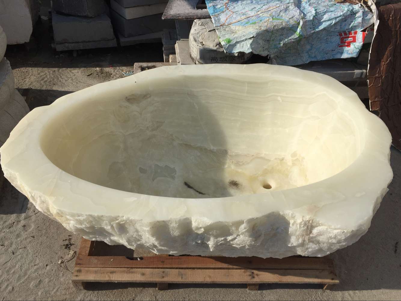 onyx stone tub