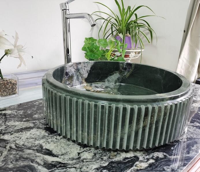 Китай Раковина сосуда ванной комнаты камня паука камня кварцита зеленая с дизайном слотов, производитель