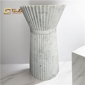 Fregadero independiente de mármol blanco Carrara de Gear Design con orificio mezclador