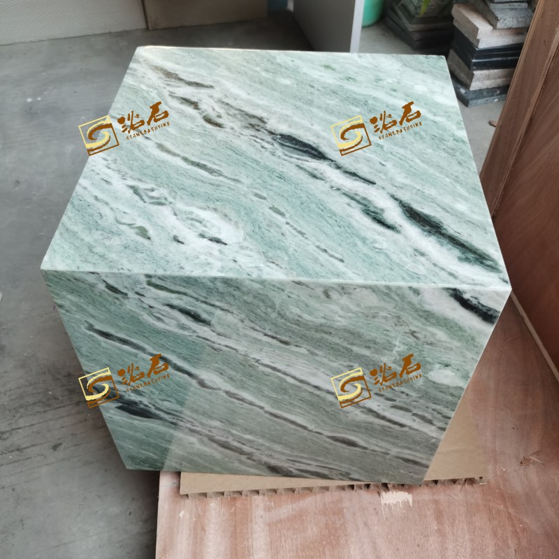 calacatta gold marble