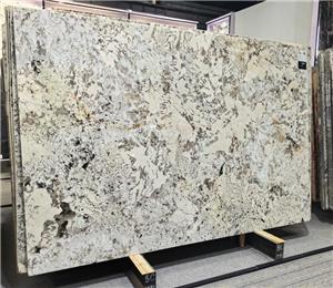 Столешница из кварцита — метаморфическая мощь.