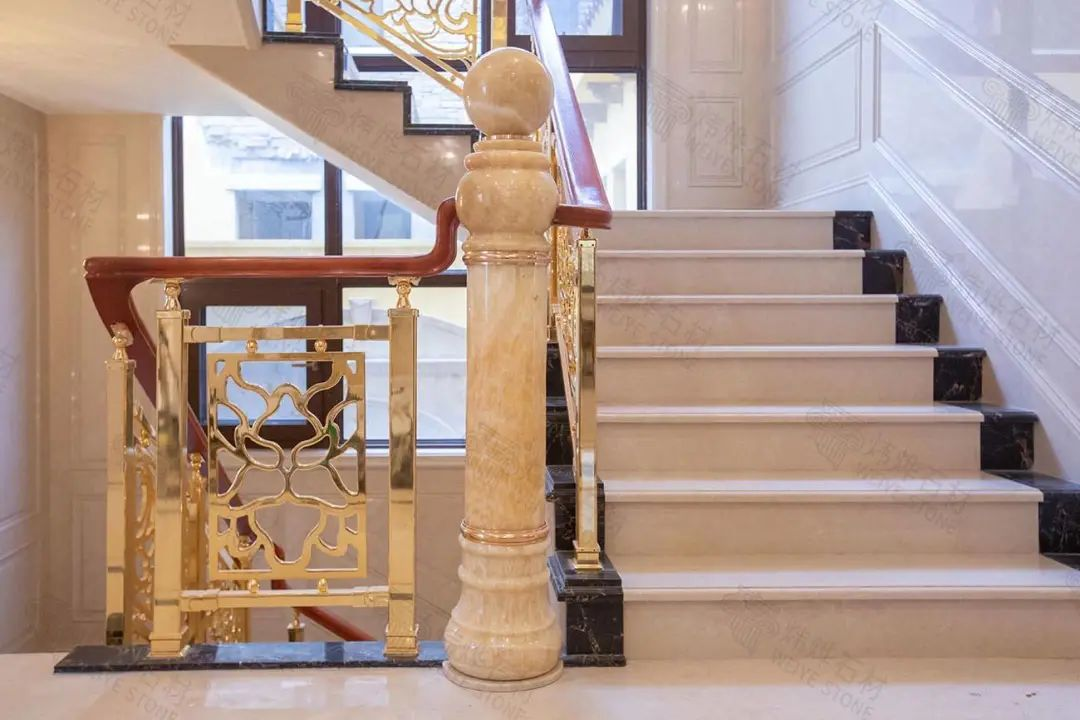 Marble spiral staircase