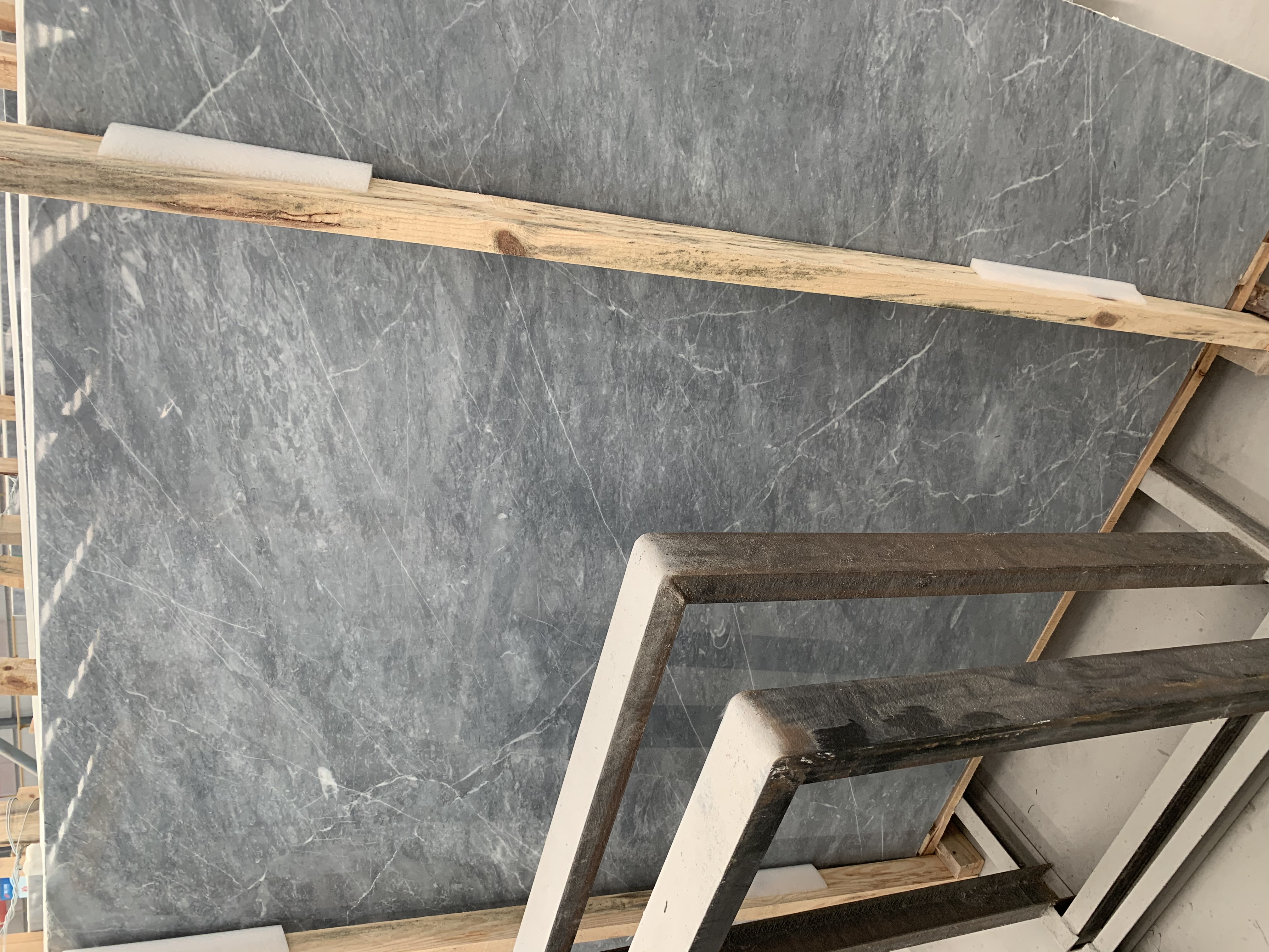 Grand Cloud Grey Marble For Floor And Countertop