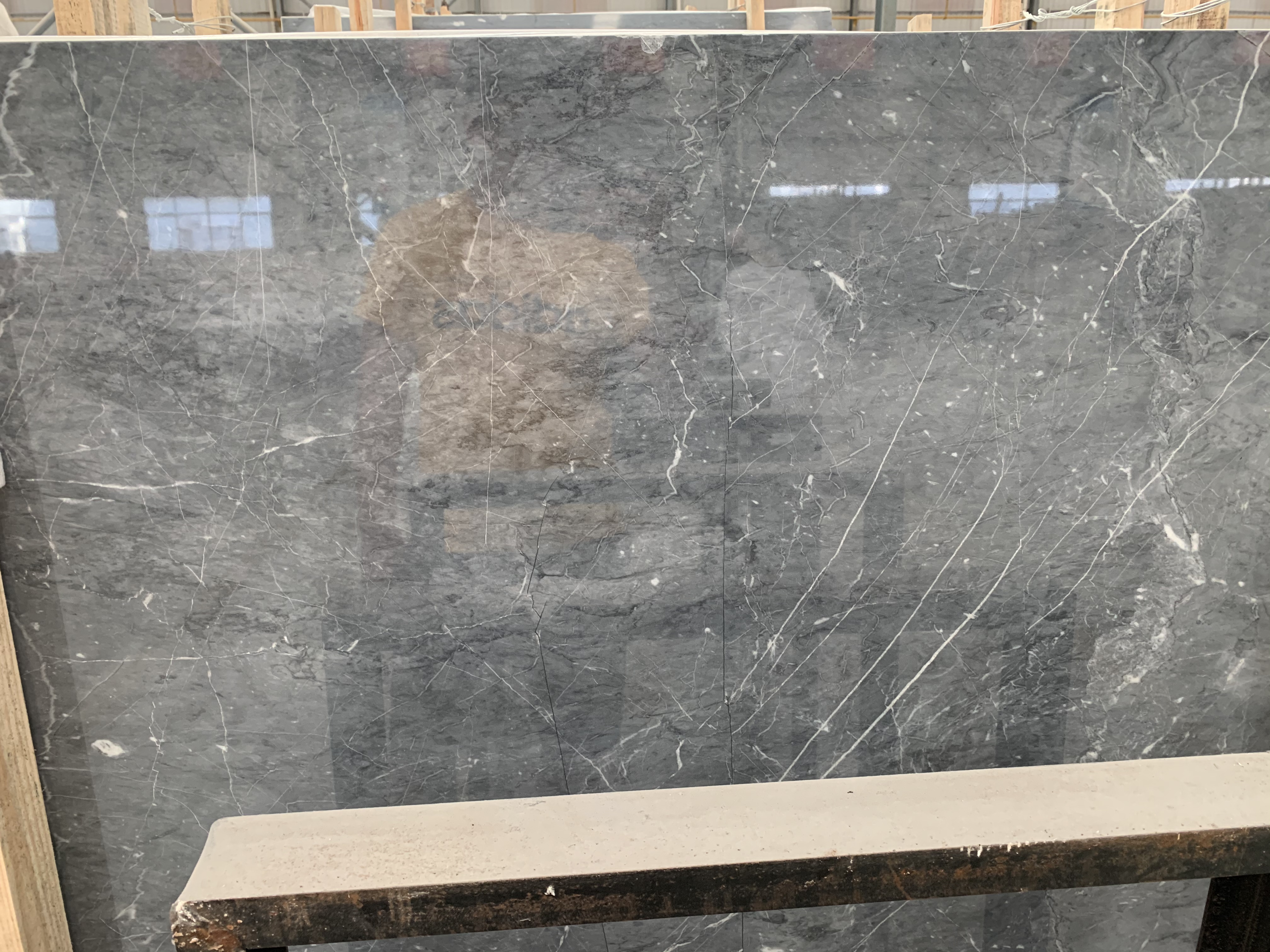 Grand Cloud Grey Marble For Floor And Countertop