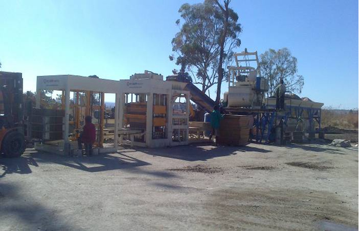 QT10-15 Block Machine completamente automatica in Angola