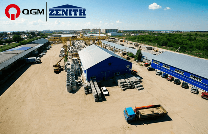 Máquina de fabricação de blocos de pavimentadora móvel alemã Zenith 844SC em Tambov, Rússia