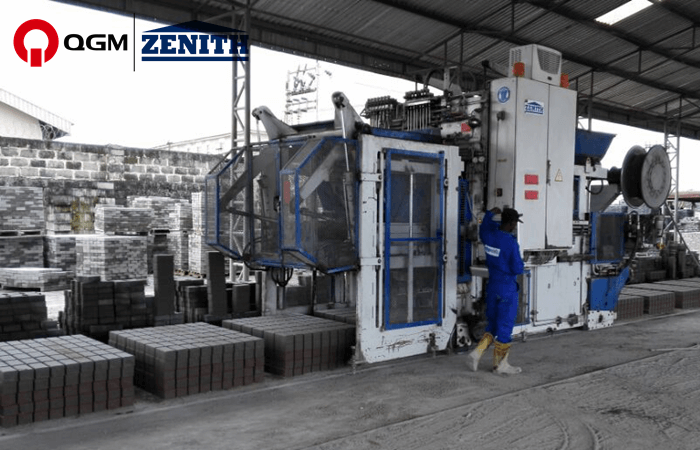 2 Sätze Deutschland Zenith 940 Blockformmaschine in Warri und Abuja, Nigeria