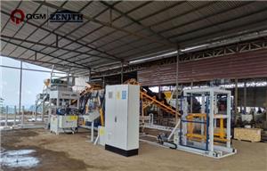 Nueva línea de producción de máquinas de bloques QT6 de QGM instalada y funcionando bien en Morowali 2022