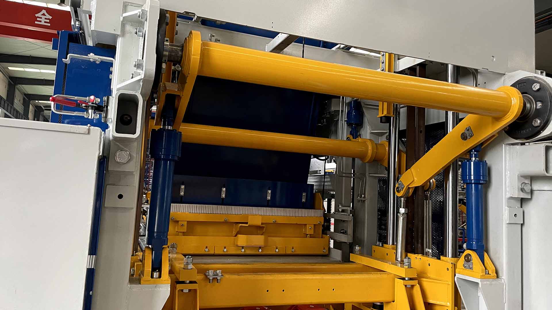 concrete block machine price