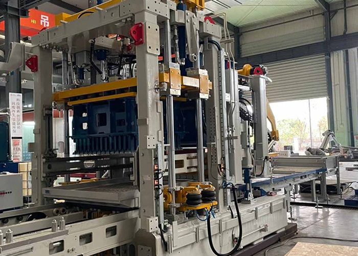 Machine de fabrication de blocs de béton ZN1200-2 : automatisation intelligente pour des produits en béton de haute qualité