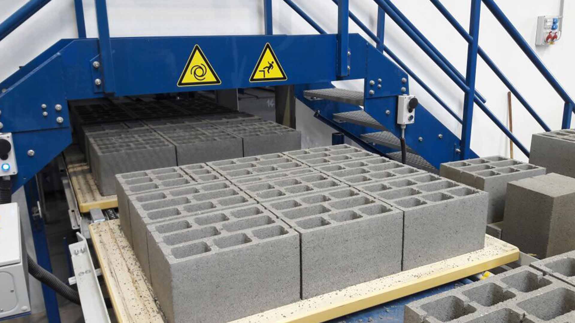 concrete brick making machine