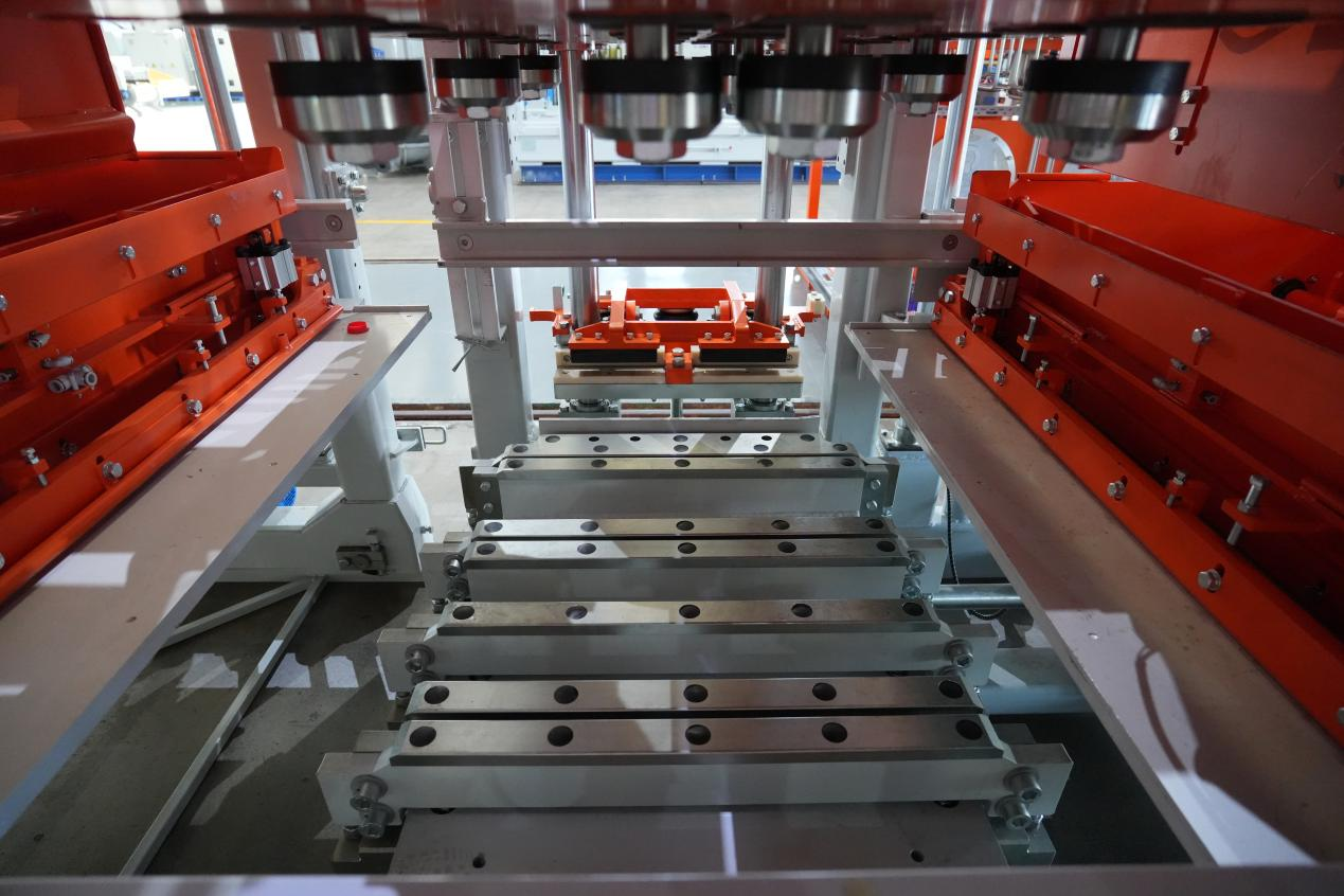 block molding machine