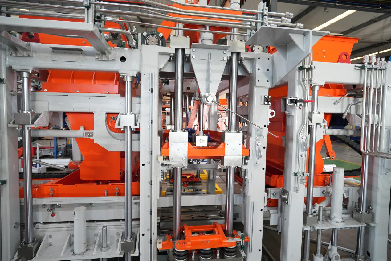 automatic block moulding machine