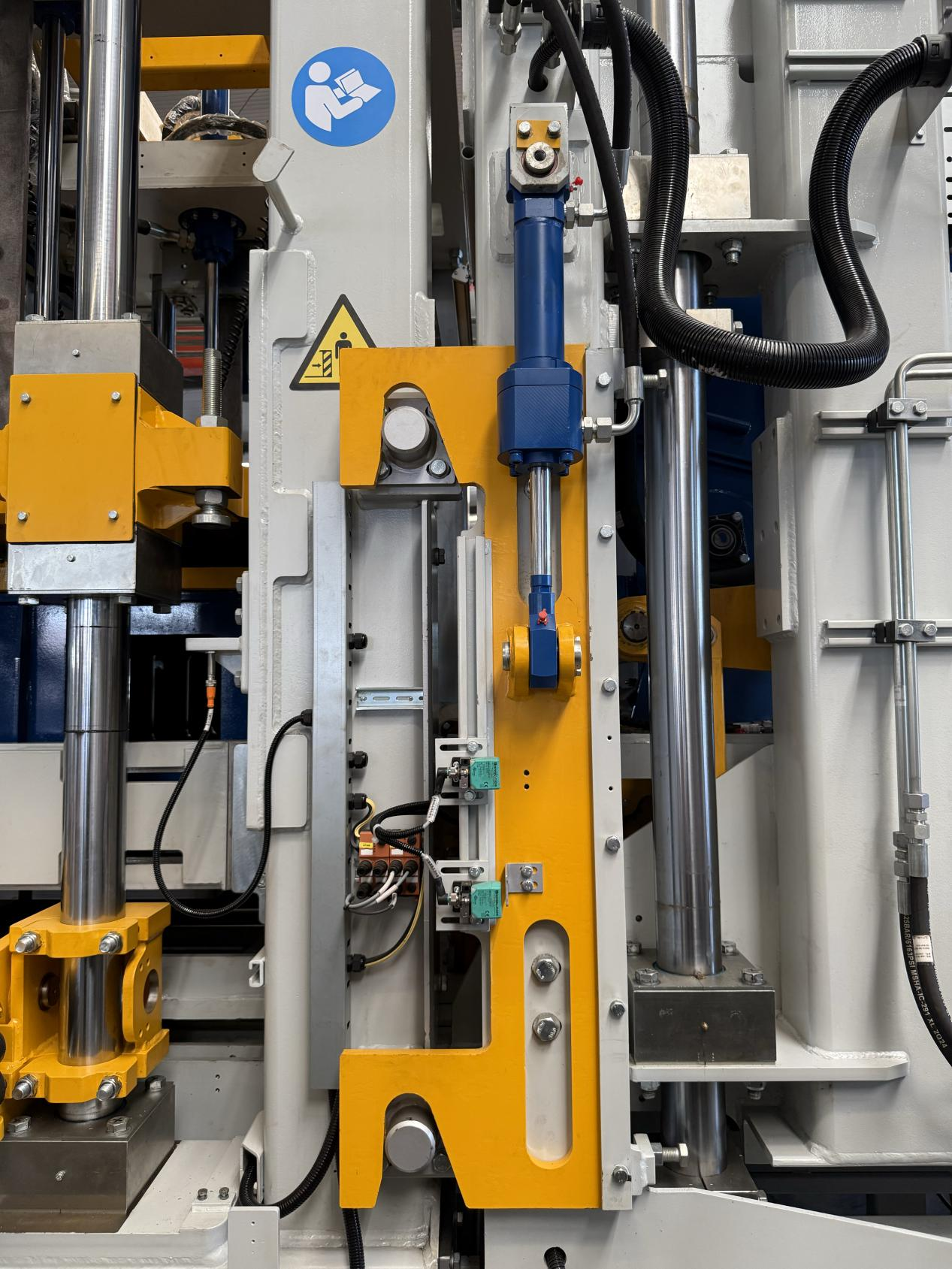 fully automatic block machine