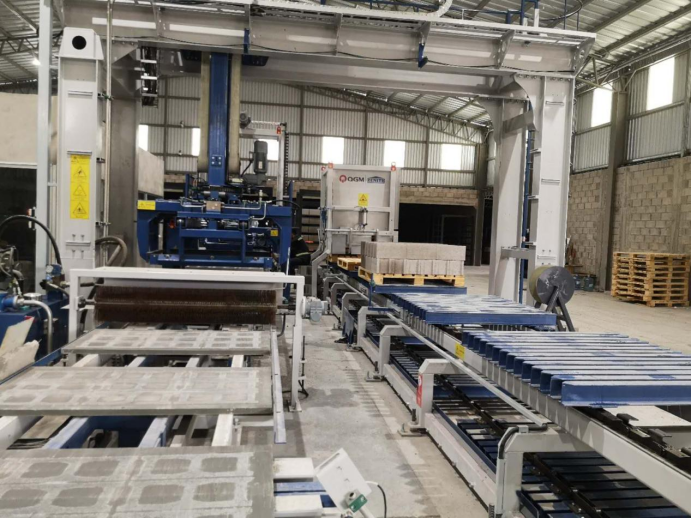 Concrete Block Making Machine