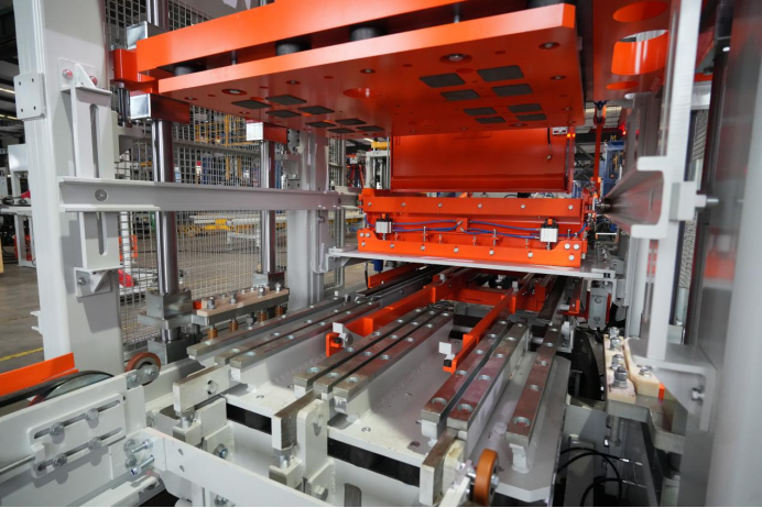 automatic concrete block making machine
