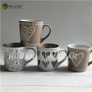 Tasse à café durable en céramique peinte à la main