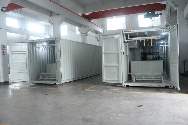 mobile containerized ice block machine