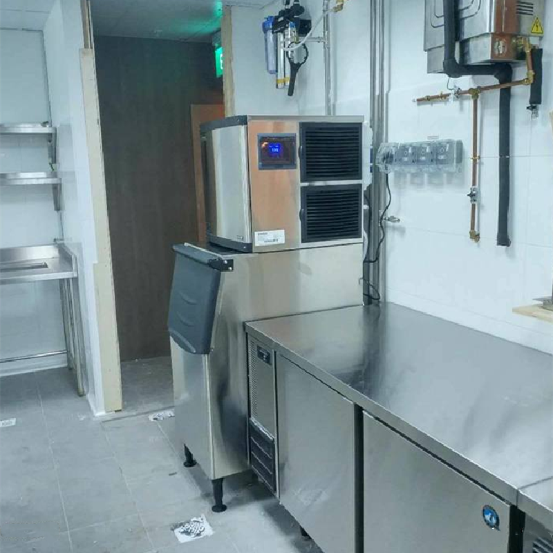 Application of 500kg Cube Ice Machine in Hotel Kitchen