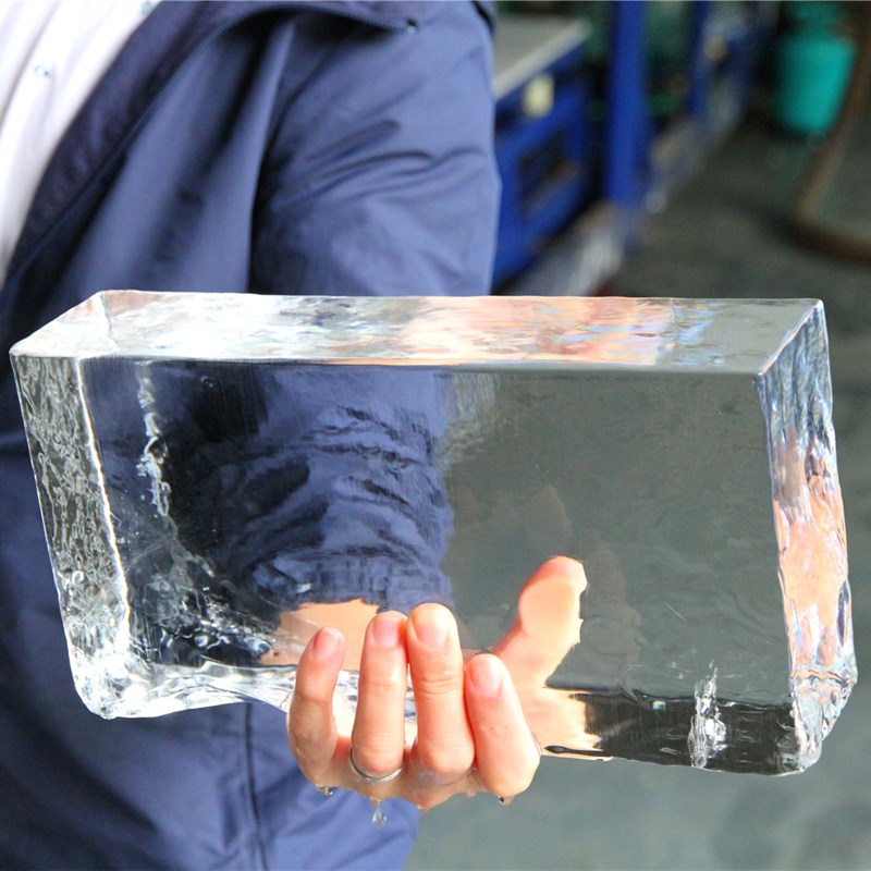 Китай 1000 кг в день Машина для производства прозрачного льда с прямым охлаждением TB10, производитель