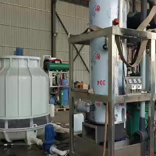 The production of a customized 10 ton tube ice machine for the customer has been completed.