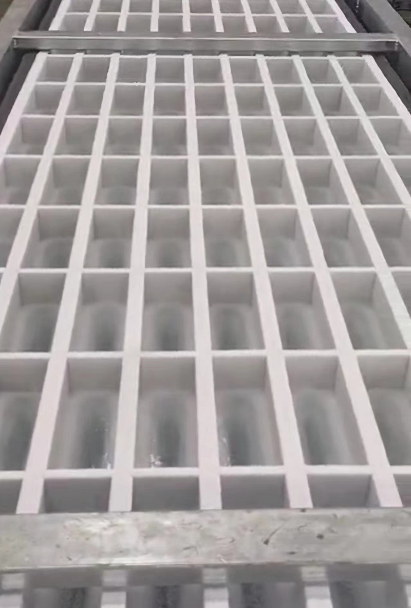 block ice machine