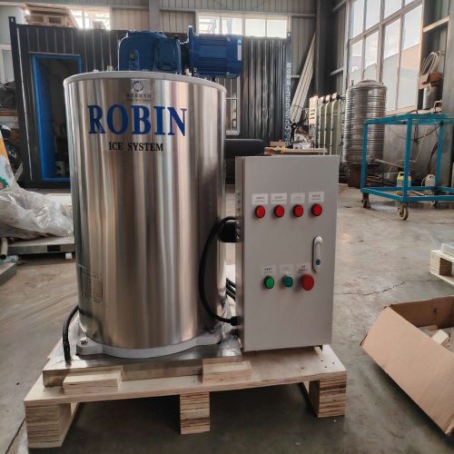 The flake ice machine evaporator produced by Robin Ice Machine for a customer in Mozambique has been completed