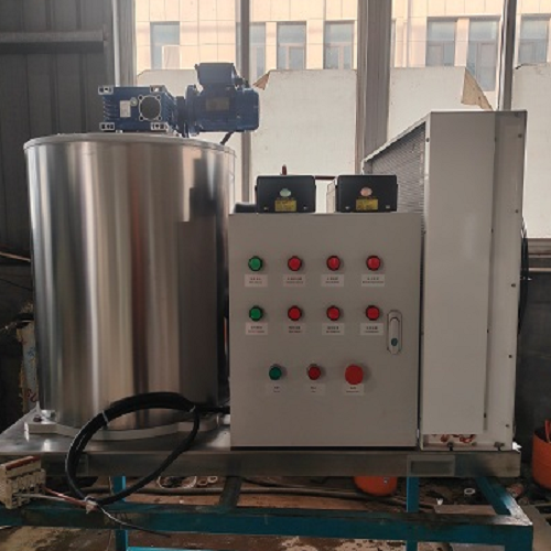 Completed the test run of 1 ton flake ice machine for Gabon customer.