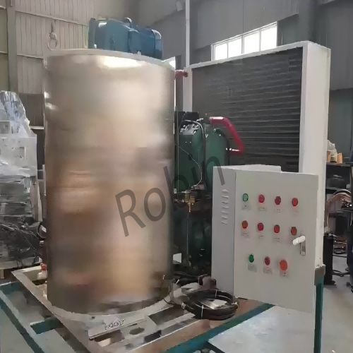 The 2-ton freshwater flake ice machine ordered by the Peruvian customer has been successfully completed.