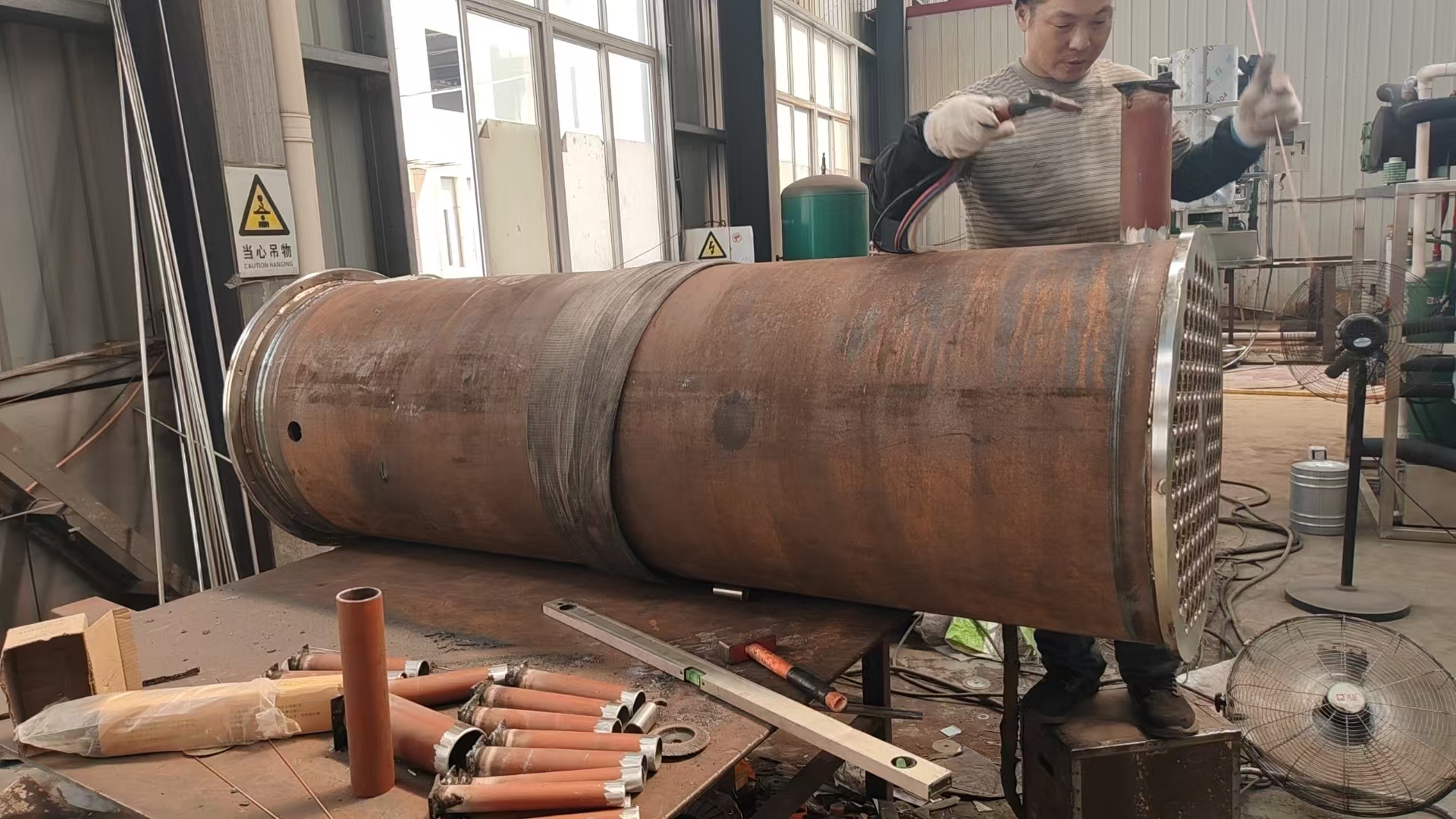 Tube ice machine
