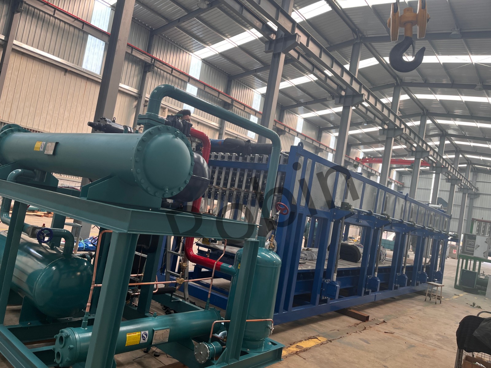 Direct-Cooled Block Ice Machine Direct-Cooled Block Ice Machine