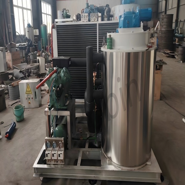 Producción de máquina de hielo en escamas de 3T para cliente español completada con éxito