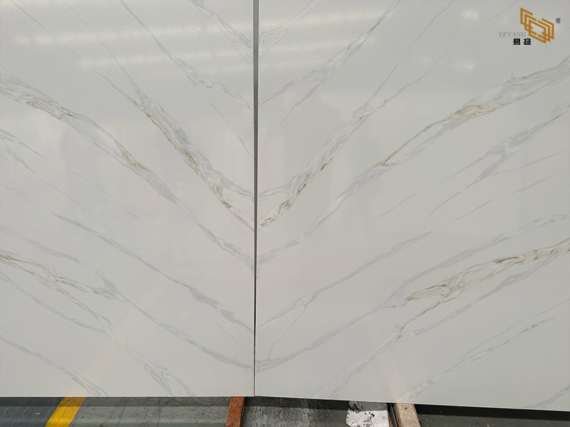 Calacatta quartz