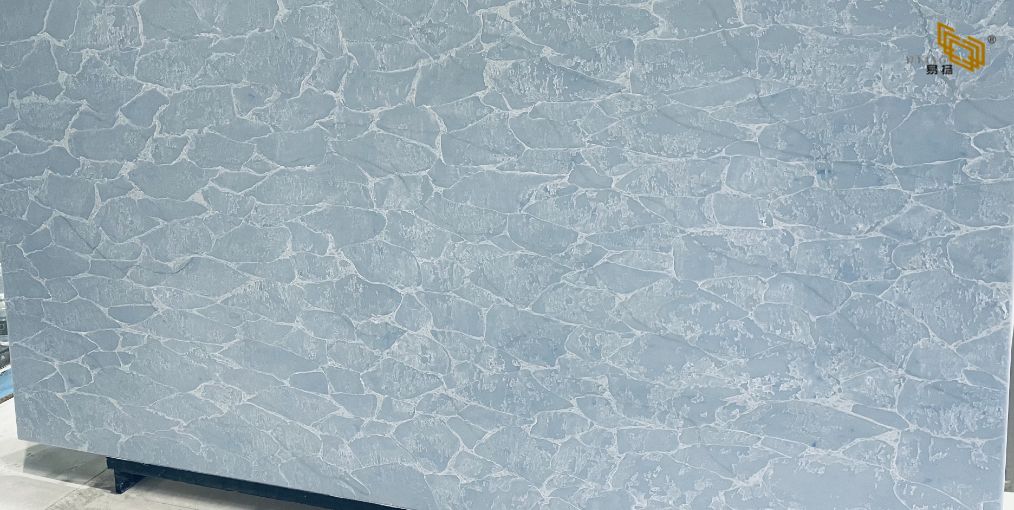 calacatta quartz slab